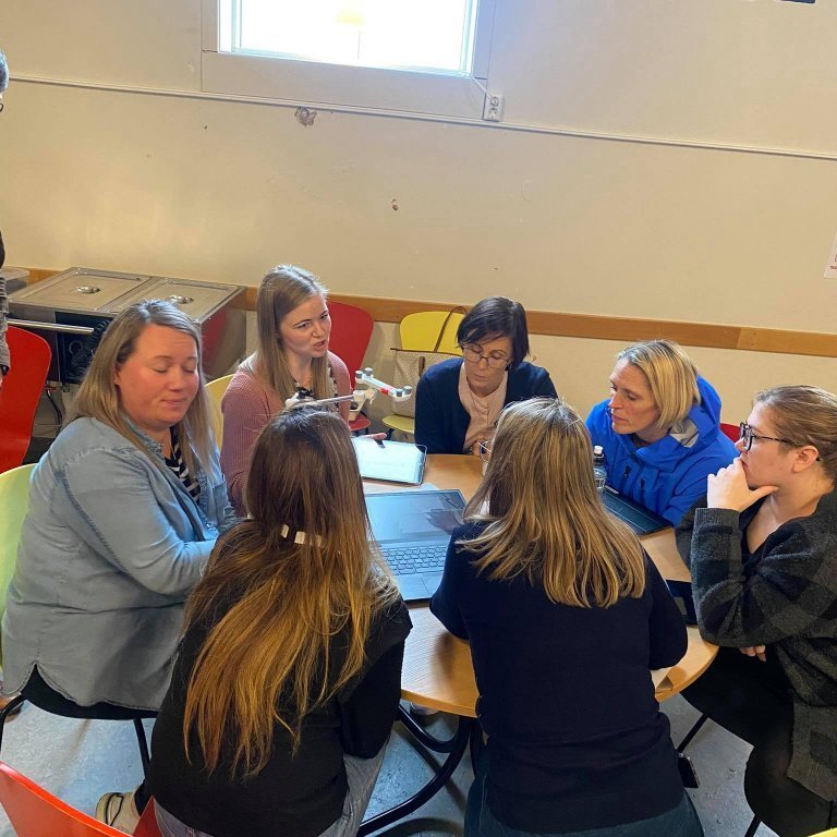 241443604_397539598562563_336768079861927906_n