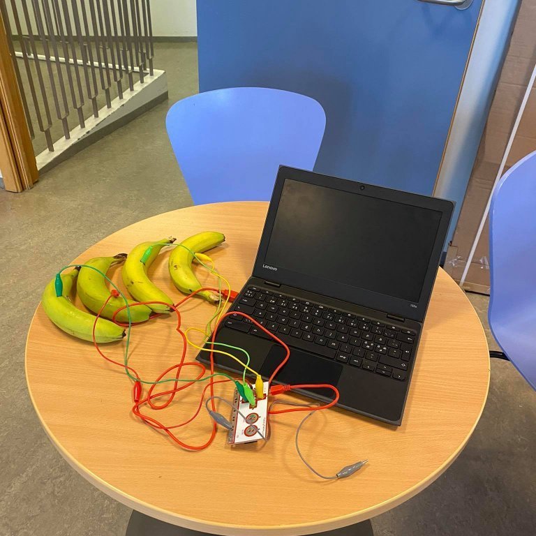 242338126_1704635823060987_3596788849801164263_n