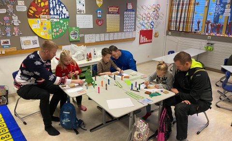 Föndurdagur í Hamarsskóla og smiðjudagar í Barnaskóla.