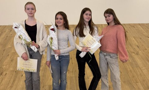 Keppendur frá GRV:  Bríet Björk Hafþórsdóttir, Caritas Rós Tinnudóttir og Kolbrá Njálsdóttir og Guðb&hellip;